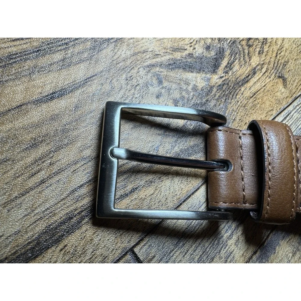 Tommy Bahama Brown Belt Sz S 30-32 Leather Lined Classic‎ Buckle